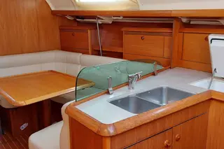 Lally Me - Jeanneau Sun Fast 37